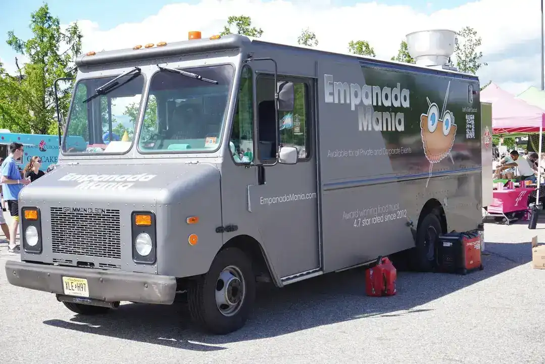 Empanada Mania Food Truck serving fresh empanadas